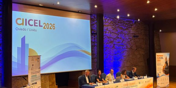 Membres de l'equip investigador del projecte VIDECOM durant el congrés CIICEL 2026 a la Universidad de Oviedo - imatge 0